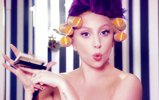 lady-gaga-shiseido